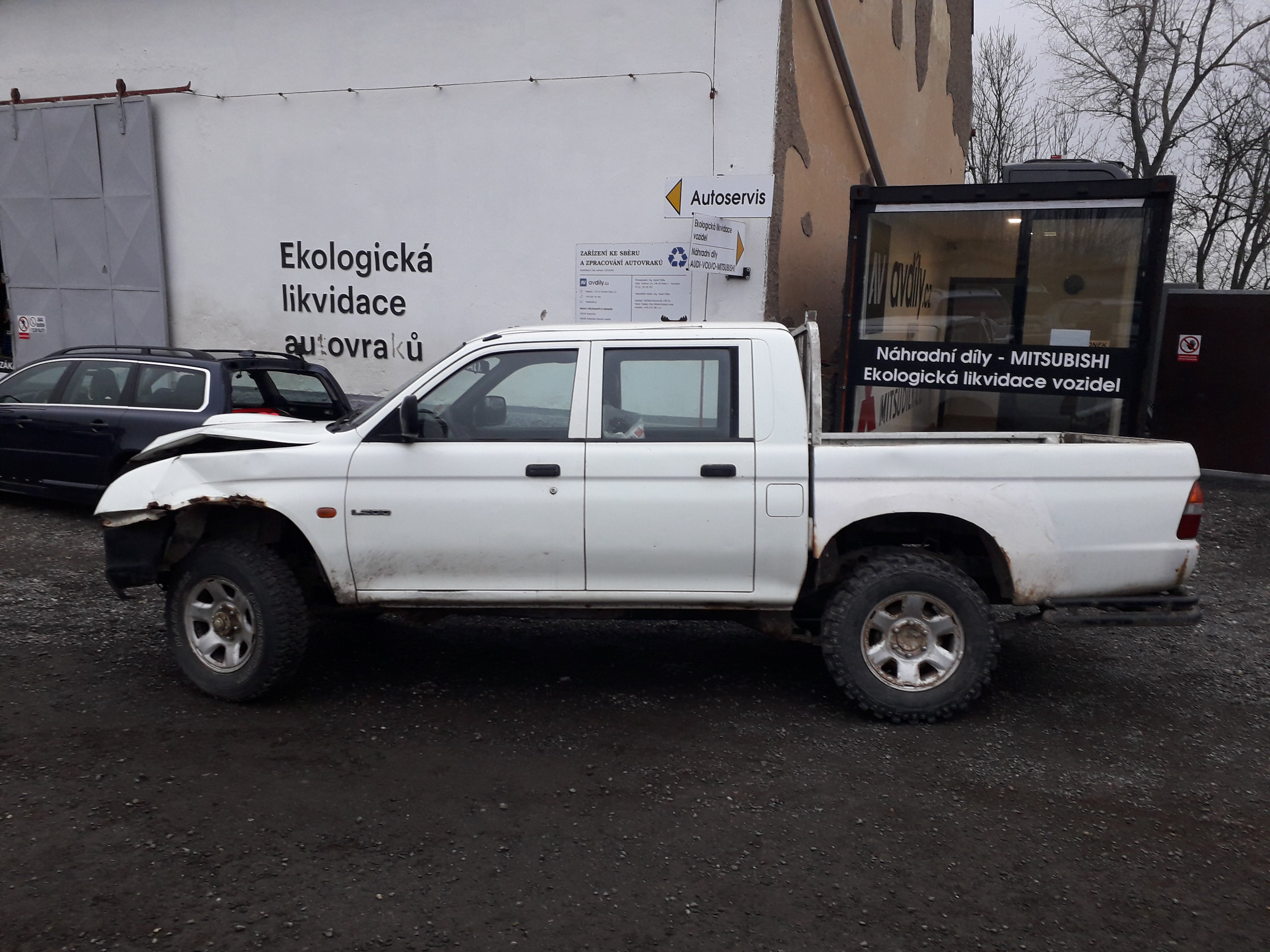 Mitsubishi L200 2.5TD 73kW bílá Mitsudíly