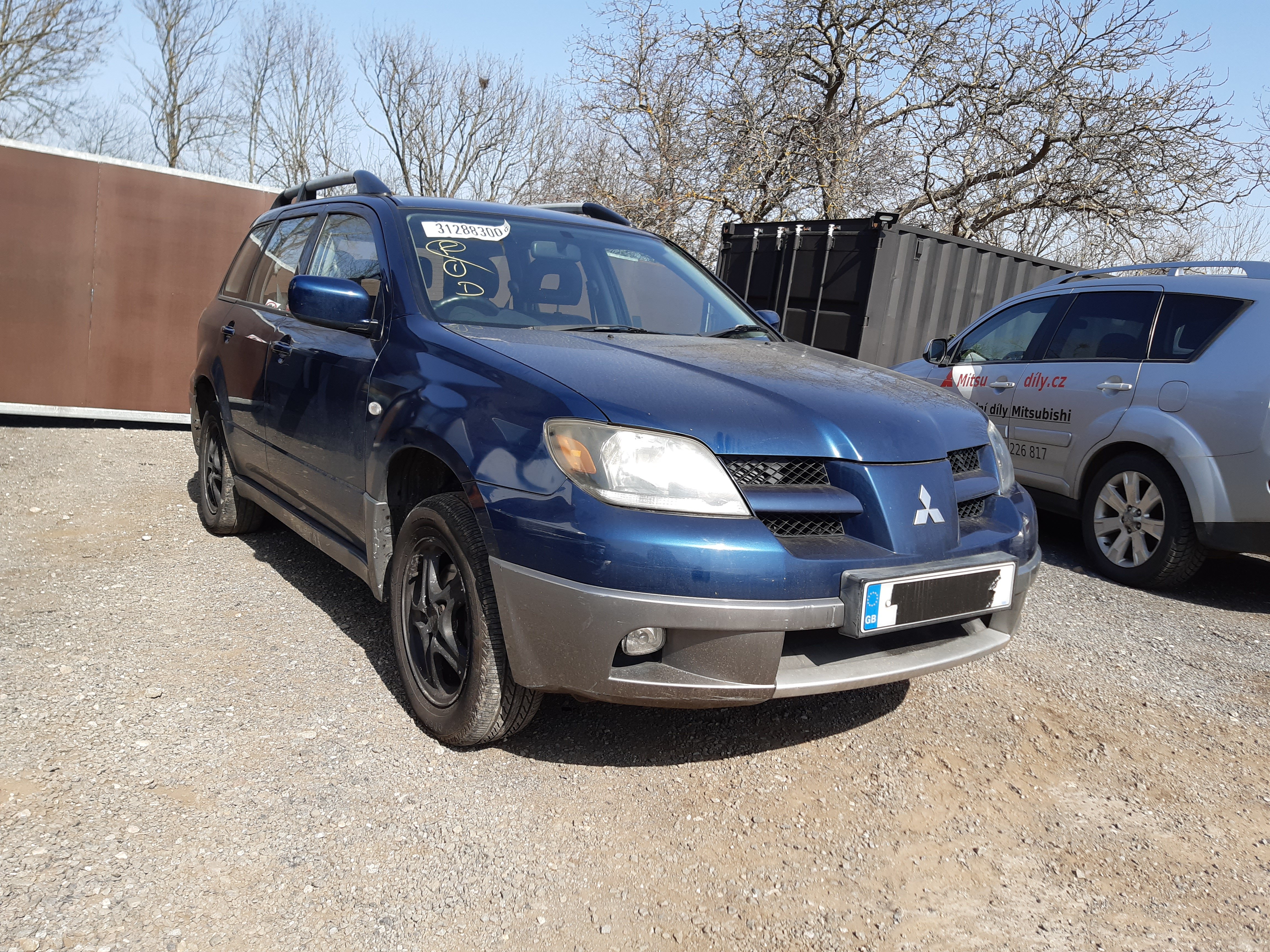 Mitsubishi Outlander 2.4Mivec 118kW modré Mitsudíly