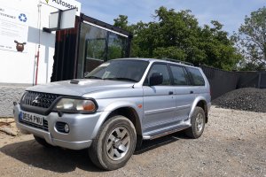 Mitsubishi Pajero Sport 2.5TD 85kW stříbrné