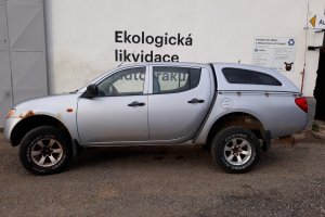 Mitsubishi L200 2.5DID 100kW stříbrná metalíza