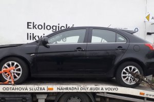 Mitsubishi Lancer VIII 1.6i 85kW černá metalíza