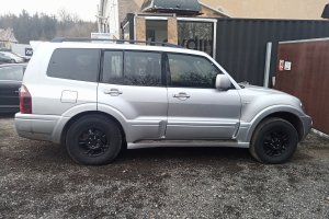 Mitsubishi Pajero 3.2DID 118kW long AUT V5A51