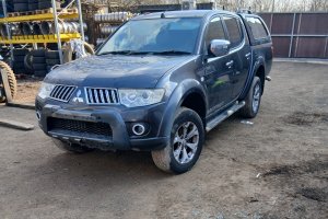 Mitsubishi L200 Triton 2.5, DID, 131kW r.v.2013, automat