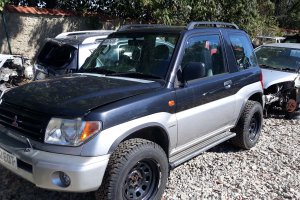 Mitsubishi Pajero Pinin 1.8i 84kW stříbrno-černé
