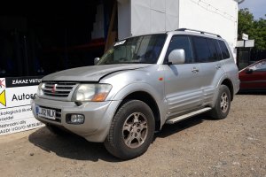 Mitsubishi Pajero 3.2DID 118kW stříbrné