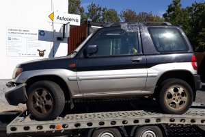 Mitsubishi Pajero Pinin 1.8GDI 88kW stříbrno - černé