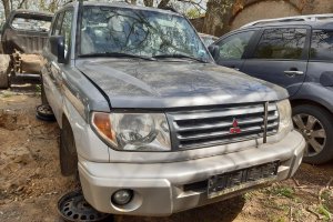 Mitsubishi Pajero Pinin CZ 1.8i man 84kW šedé