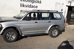 Mitsubishi Pajero Sport 3.0i 125kW stříbrné
